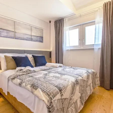 Apartment Beautiful In